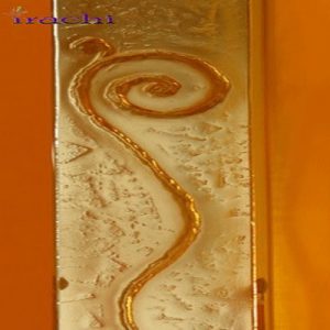 نجره-جدا-کننده-فضا-با-طرح-اسپیرال-ساخته-شده-با-تکنیک-فرم-دهی