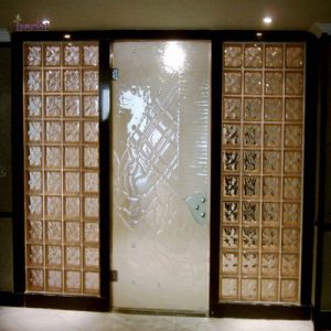 نمای-شیشه-ای-درب-و-دیوار