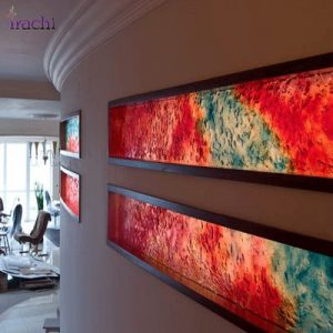 پنجره-های-دکوراتیو-افقی-کار-شده-با-شیشه-های-تزیینی